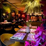 Hotel La Casa 2*