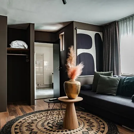 La Casa מלון 2*