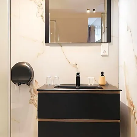 La Casa Hotel 2*